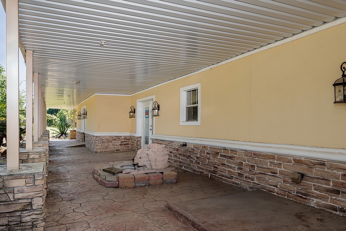 1231 Pruitt Road Spring, TX 77380 - Photo 2 of 37