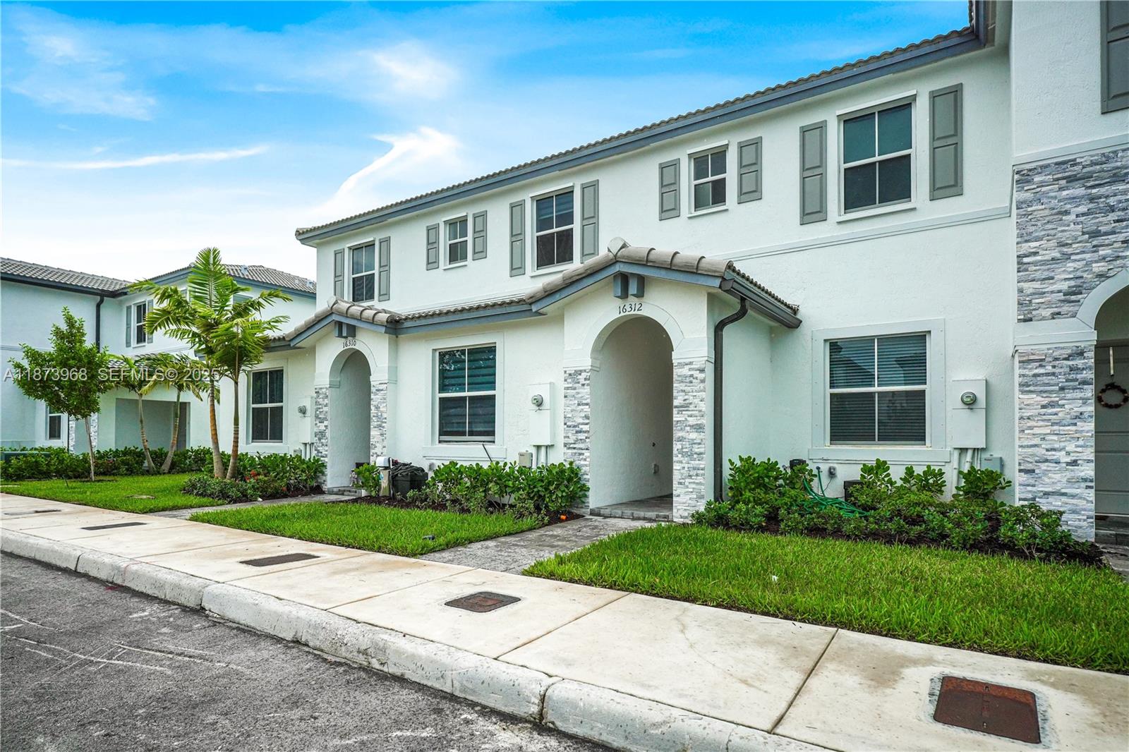 16312 Southwest 291st Street Homestead, FL 33033 - Photo 3 of 23