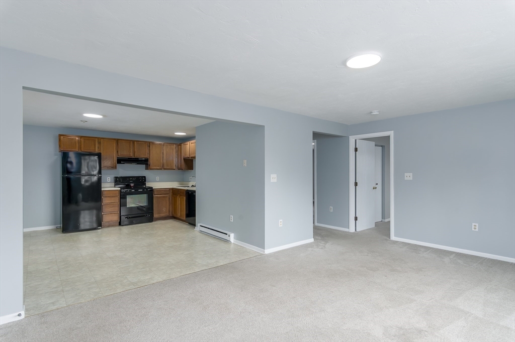 33 Huron Street, Unit 10 Fitchburg, MA 01420 - Photo 4 of 12 Gallery Image 4