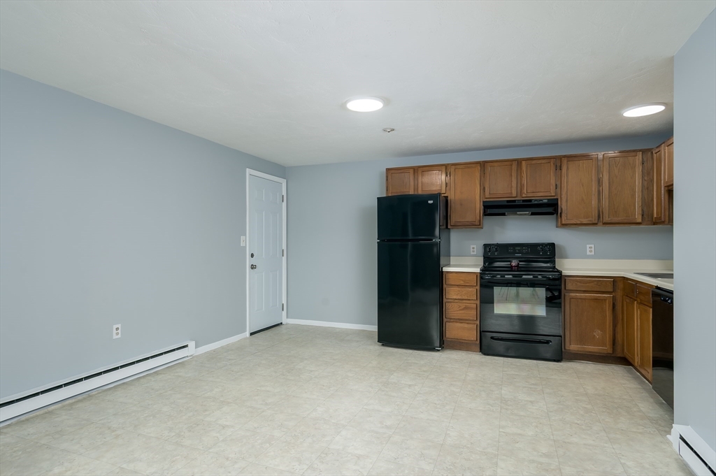 33 Huron Street, Unit 10 Fitchburg, MA 01420 - Photo 6 of 12 Gallery Image 6