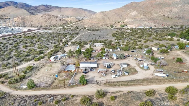 $600,000 | 33438 Angeles Forest Highway, Palmdale, CA 93550