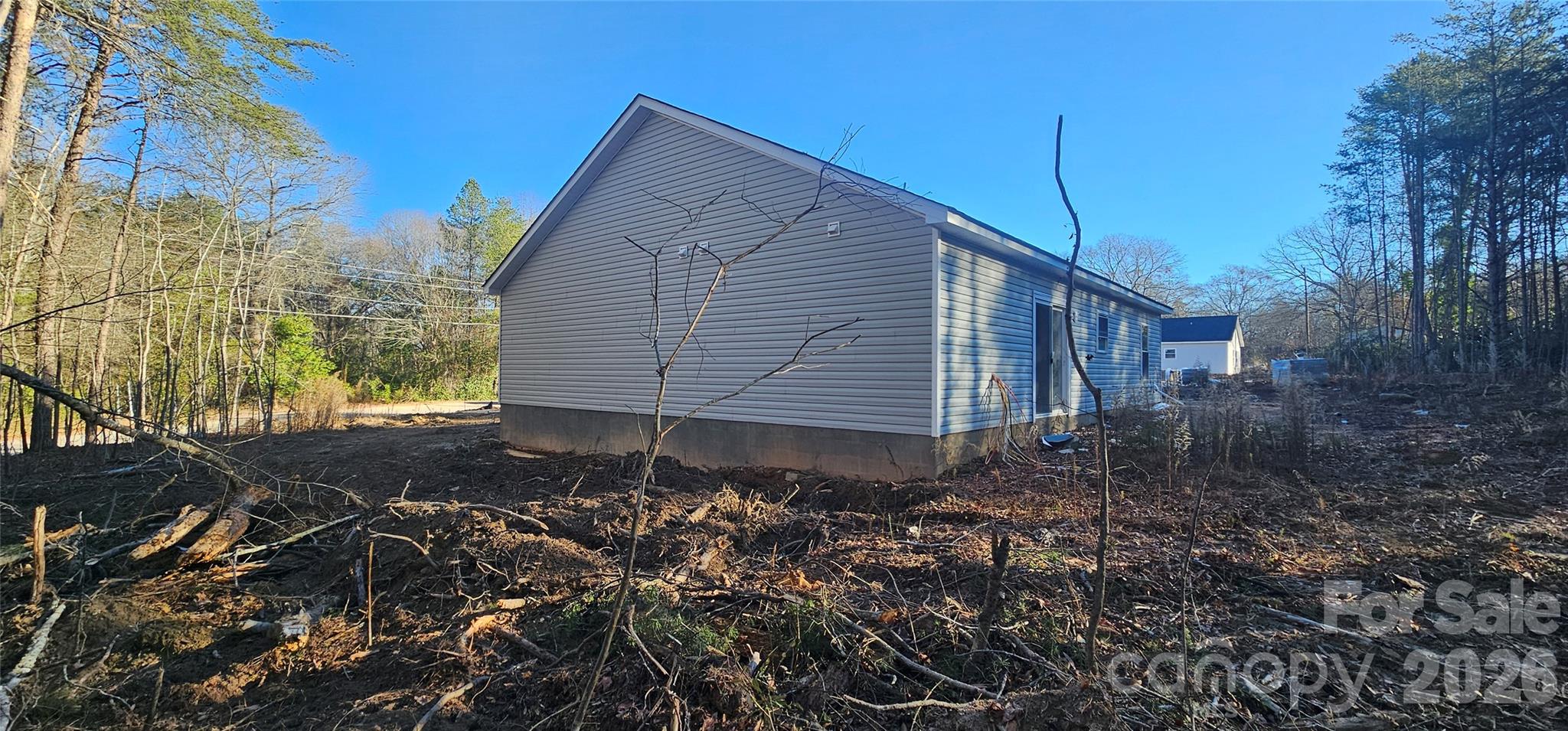 294 Zion Church Road Clover, SC 29710 - Photo 3 of 11 a backyard of a house