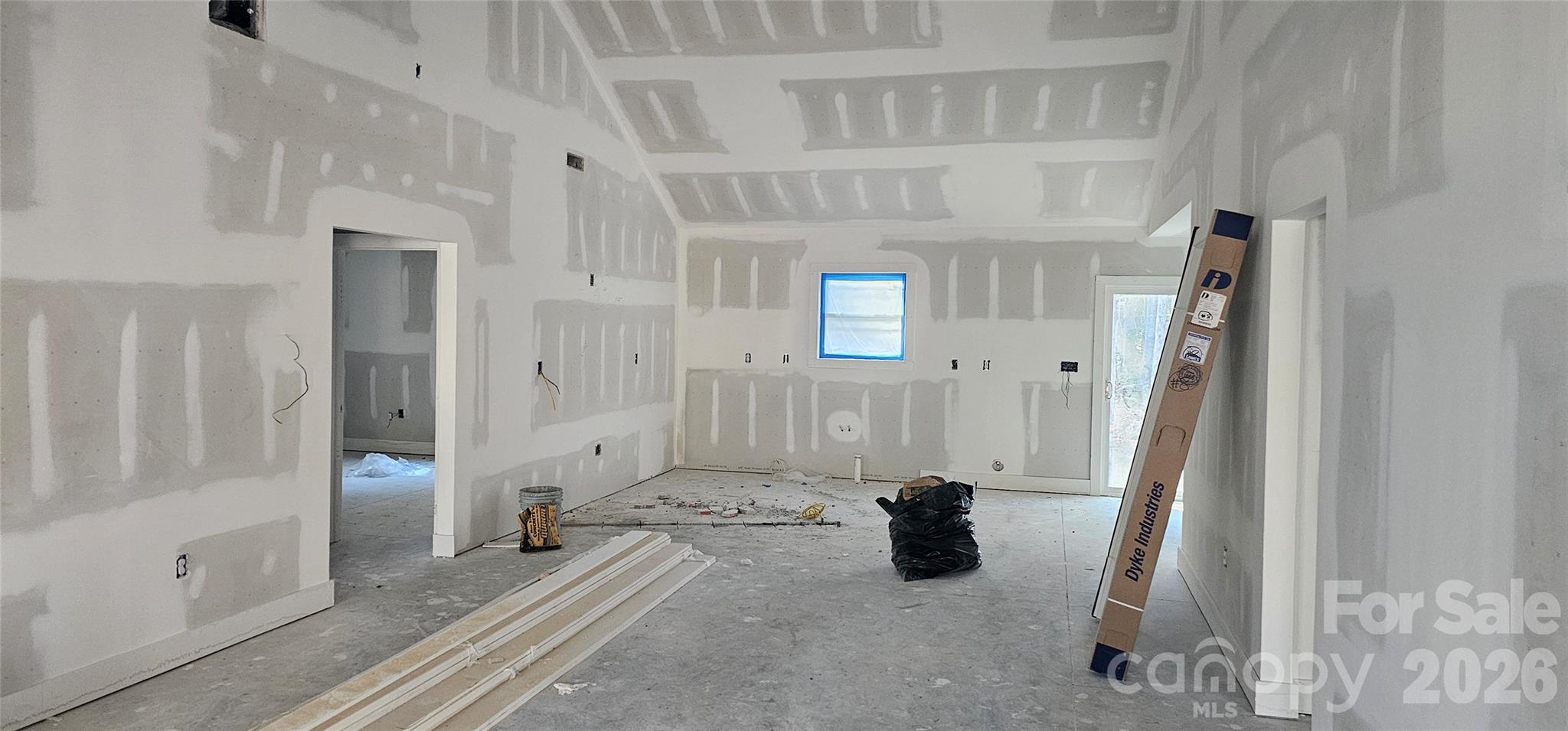 294 Zion Church Road Clover, SC 29710 - Photo 4 of 11 a living room with furniture