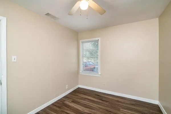 $950 | 6161 Brocks Lane, Unit A, Fort Worth, TX 76114