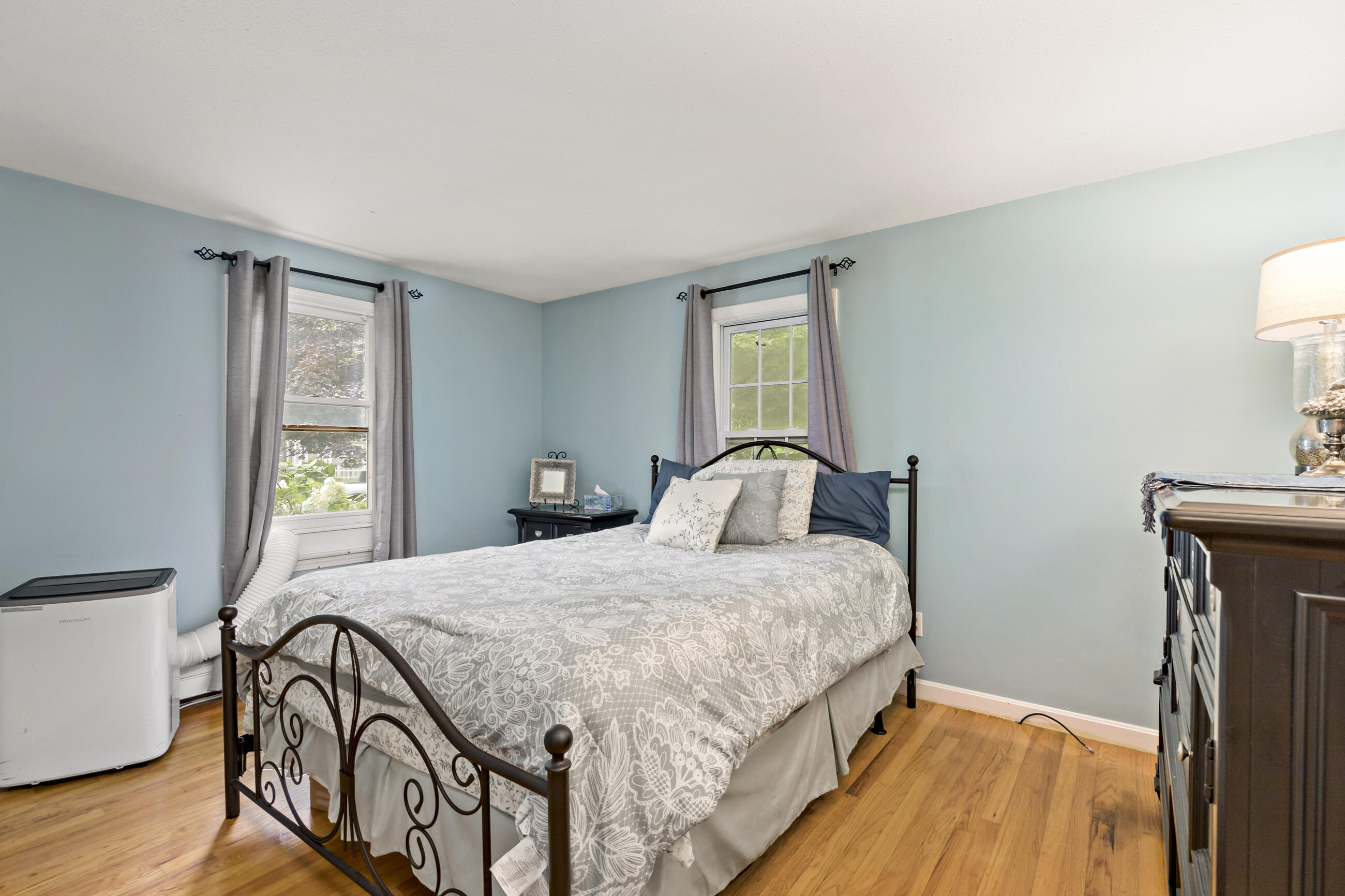 11 Sarah Lawrence Road Sandwich, MA 02563 - Photo 13 of 34 16
