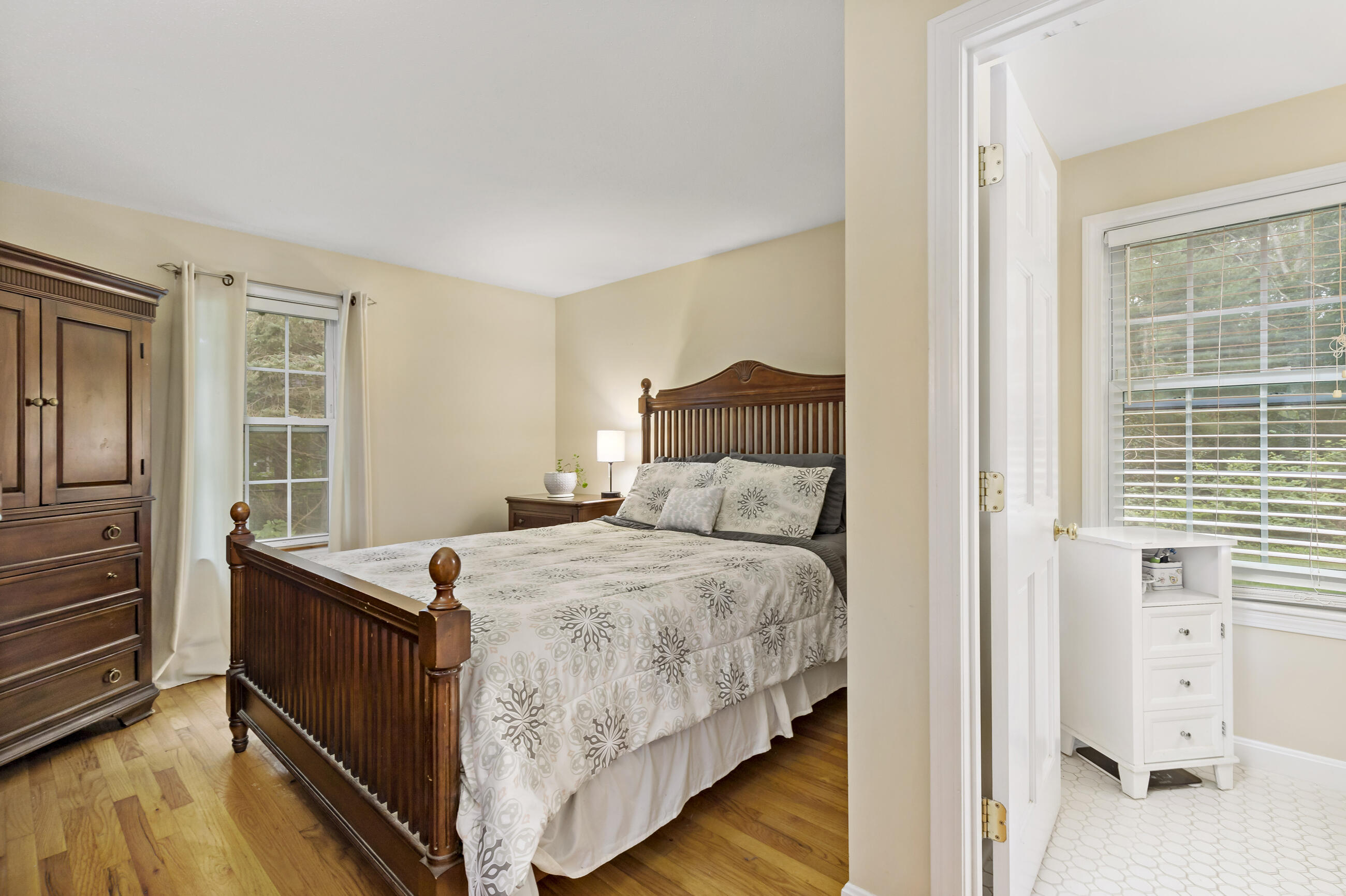 11 Sarah Lawrence Road Sandwich, MA 02563 - Photo 15 of 34 13