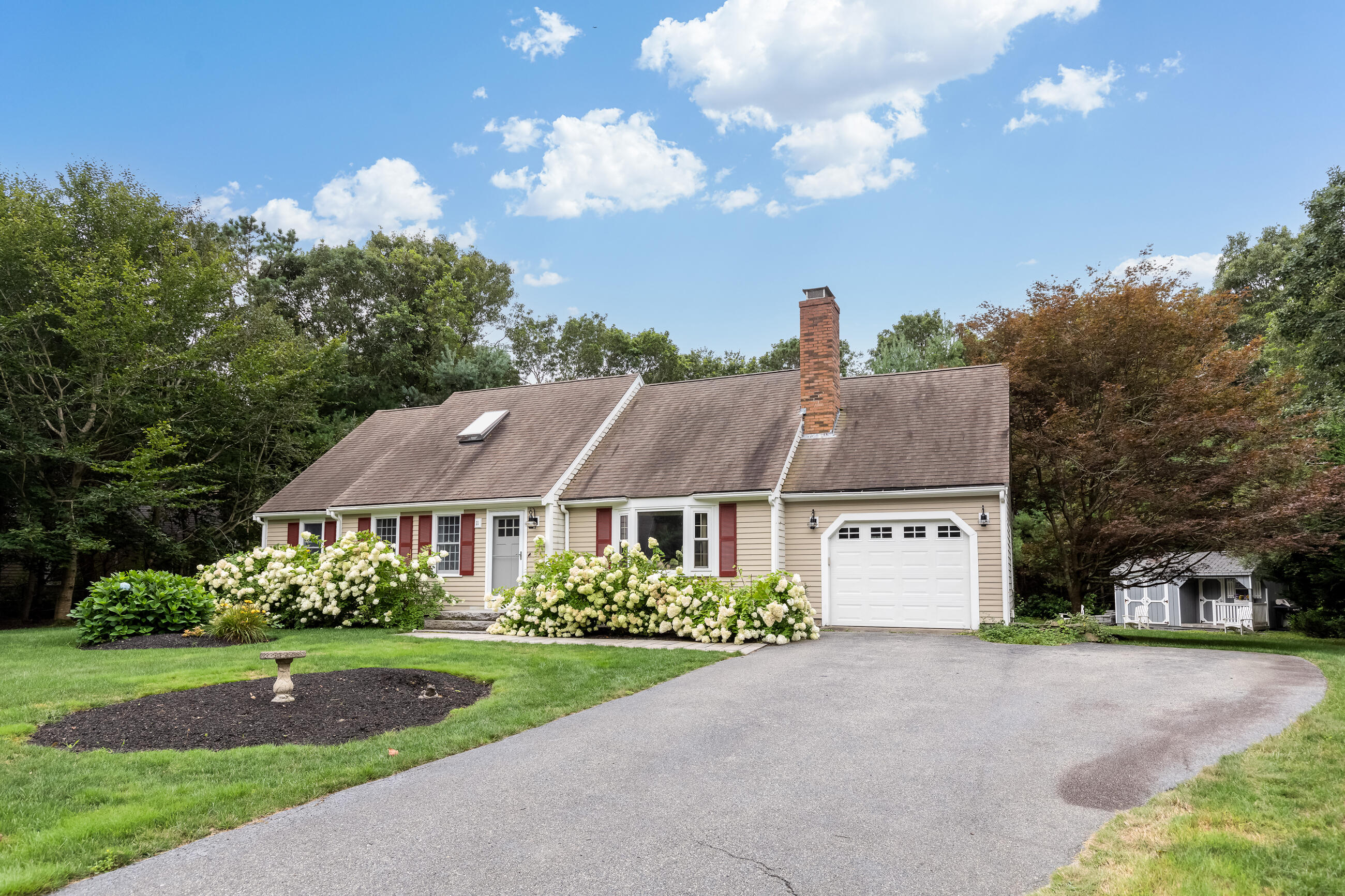 11 Sarah Lawrence Road Sandwich, MA 02563 - Photo 2 of 34 01