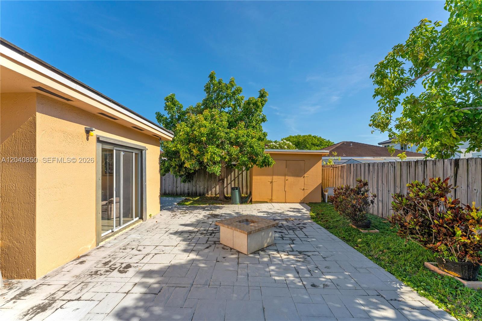 22548 Southwest 102nd Path Cutler Bay, FL 33190 - Photo 25 of 28