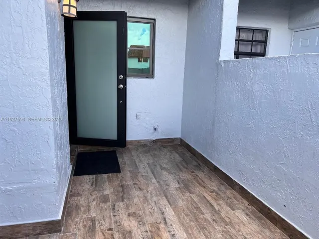 $2,500 | 6231 Southwest 138th Court, Unit G, Miami, FL 33183