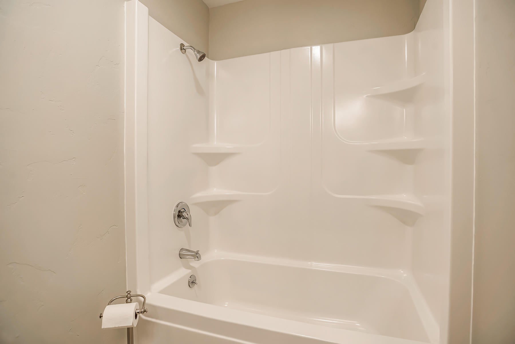 60187 Cinder Butte Road Bend, OR 97702 - Photo 21 of 26 CB Guest bath 2