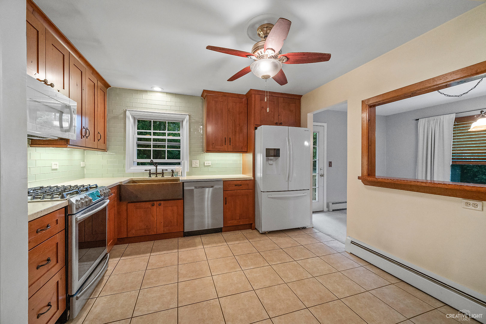 29W435 Lee Road West Chicago, IL 60185 - Photo 9 of 25 Gallery Image 9