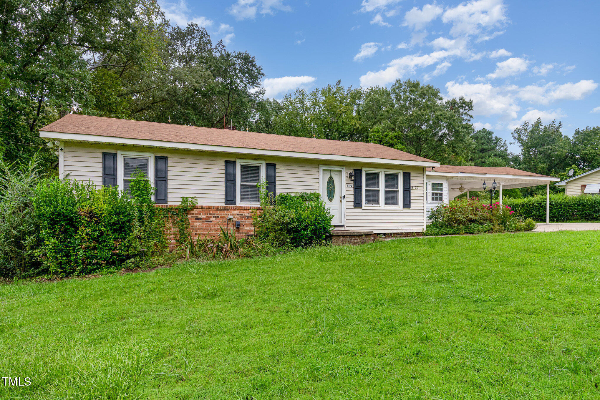 5177 Forest View Height Road Oxford, NC 27565 - Photo 3 of 31 003_file_723