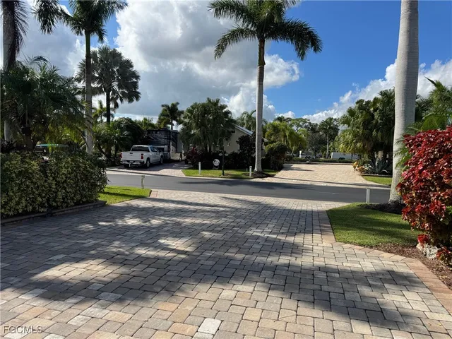 $255,000 | Lot 243-3034 East Riverbend Resort Boulevard, LaBelle, FL 33935