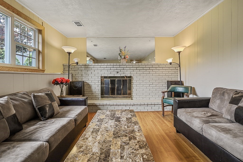 6 Phelps Road Framingham, MA 01702 - Photo 21 of 33 Gallery Image 21