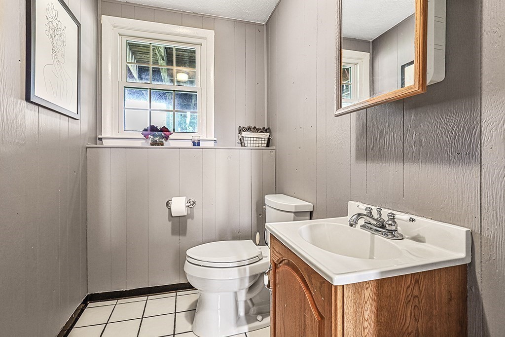 6 Phelps Road Framingham, MA 01702 - Photo 22 of 33 Gallery Image 22