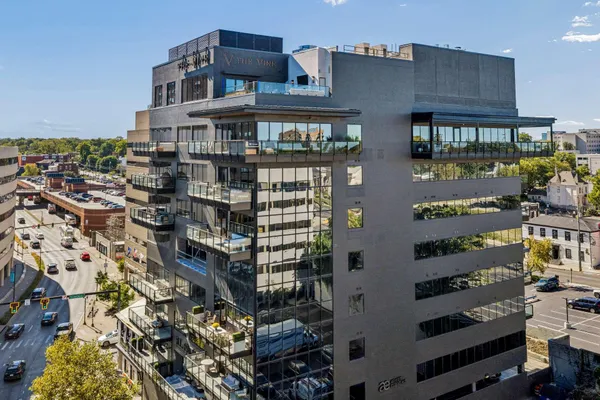 $1,085,000 | 106 West Vine Street, Unit 403, Lexington, KY 40507