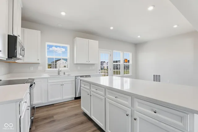 $324,900 | 7643 Sagamore Drive, Brownsburg, IN 46112