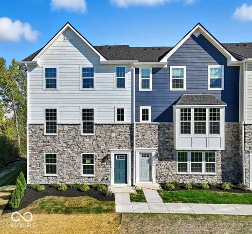 $324,900 | 7643 Sagamore Drive, Brownsburg, IN 46112