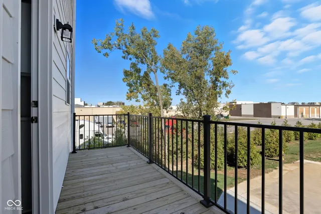 $324,900 | 7643 Sagamore Drive, Brownsburg, IN 46112