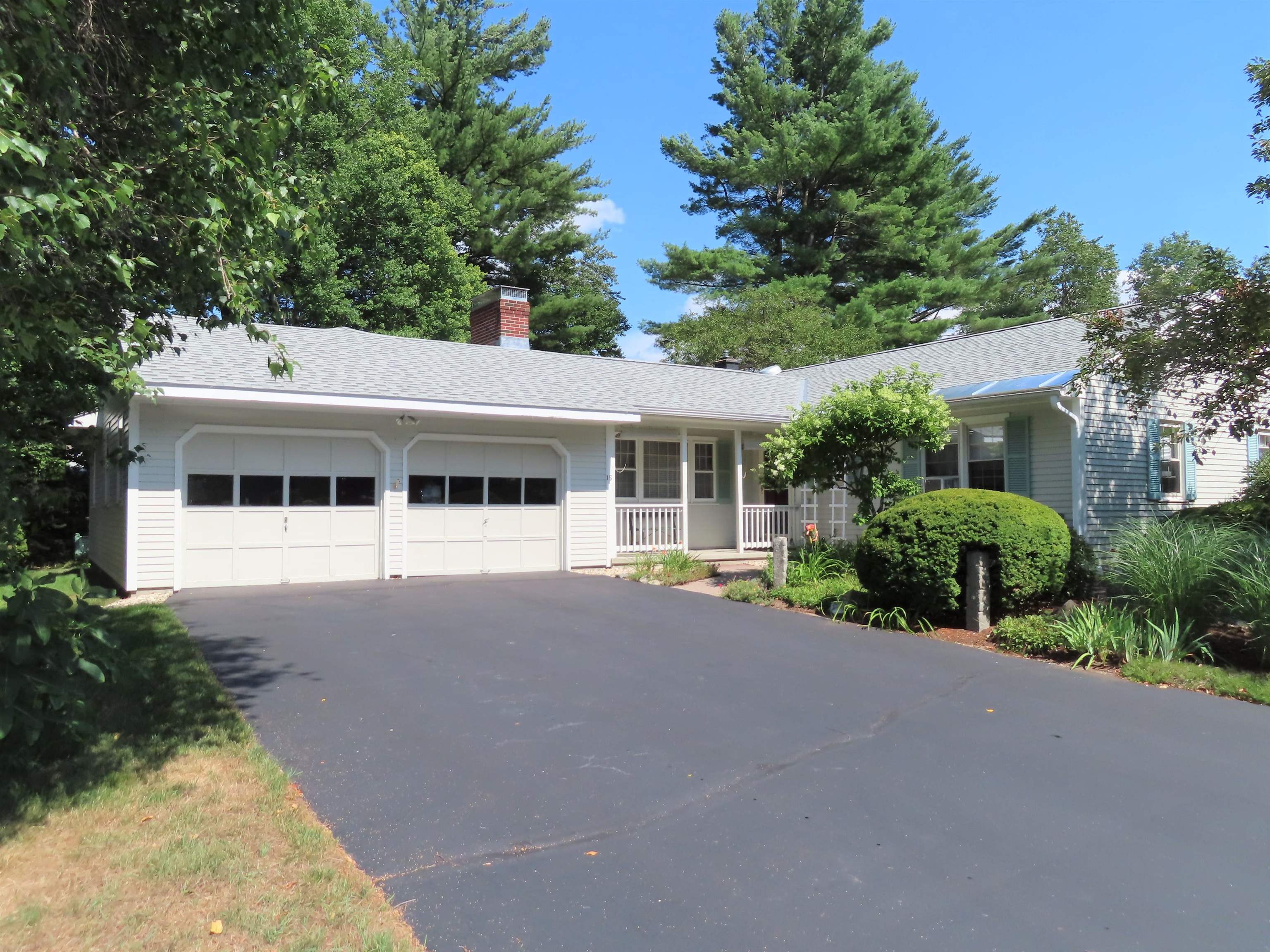 15 Salisbury Road Keene, NH 03431 - Photo 2 of 38