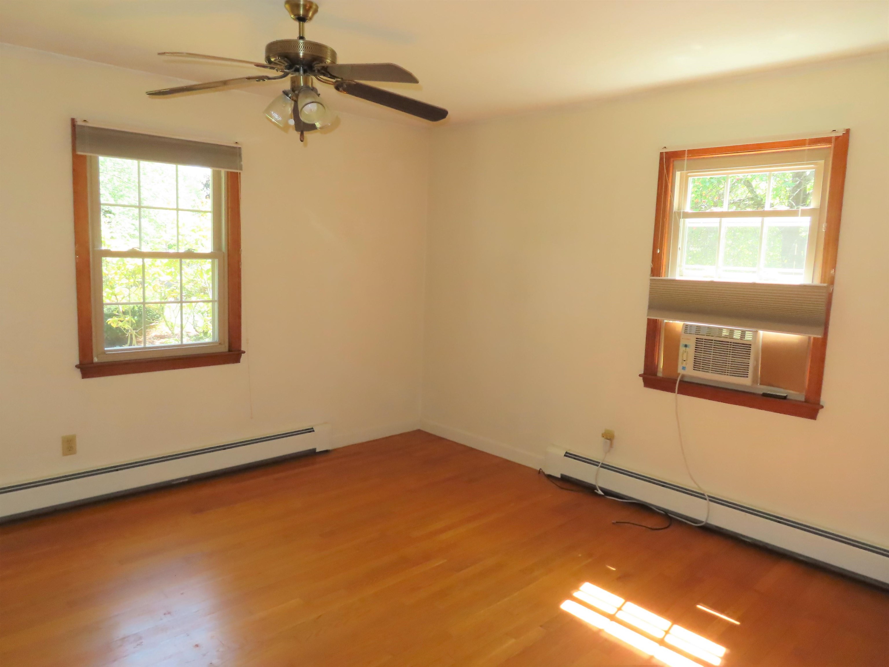 15 Salisbury Road Keene, NH 03431 - Photo 23 of 38