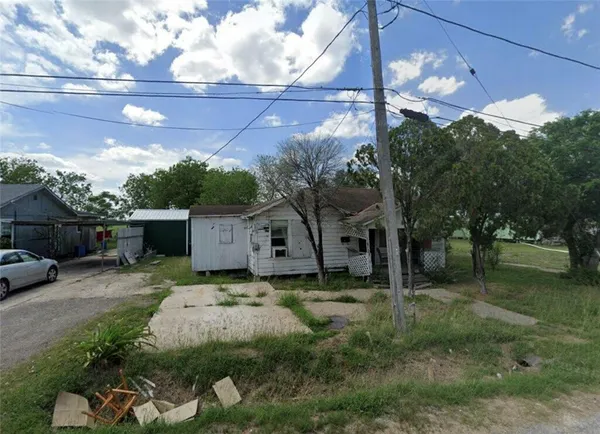 $26,000 | 516 Frances Street, Bishop, TX 78343