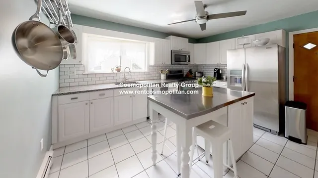 $2,700 | 111 1st Street, Unit 1, Medford, MA 02155