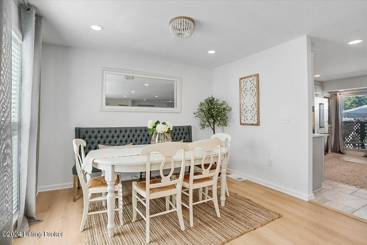 1007 Chesham Road Louisville, KY 40207 - Photo 9 of 49 Dining area has easy access to the kitchen