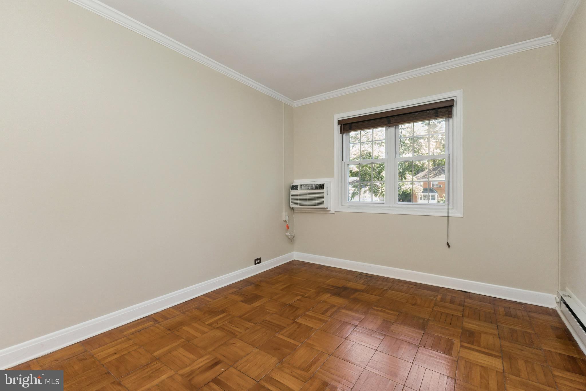 1609 Preston Road Alexandria, VA 22302 - Photo 24 of 34 a view of room with window
