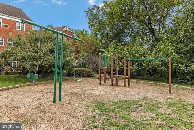 a view of a tennis court