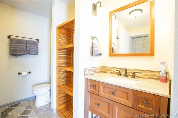 $947,900 | 472 Jupiter Road, Camdenton, MO 65020