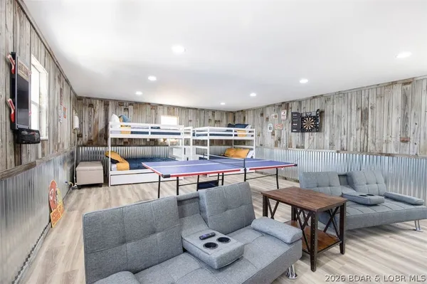 $947,900 | 472 Jupiter Road, Camdenton, MO 65020