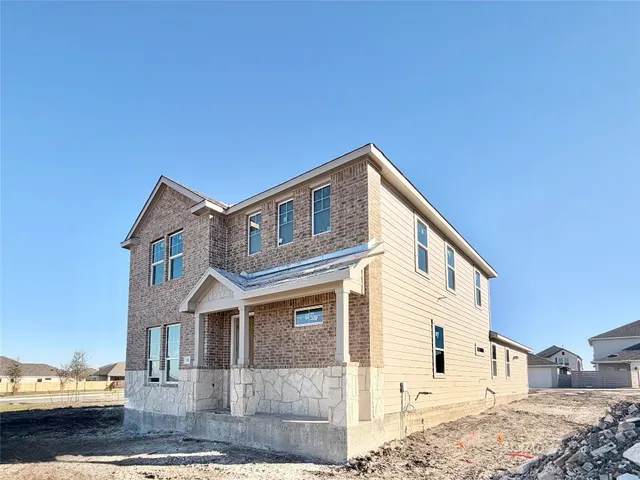 $369,990 | 132 Royal Fern Road, Hutto, TX 78634