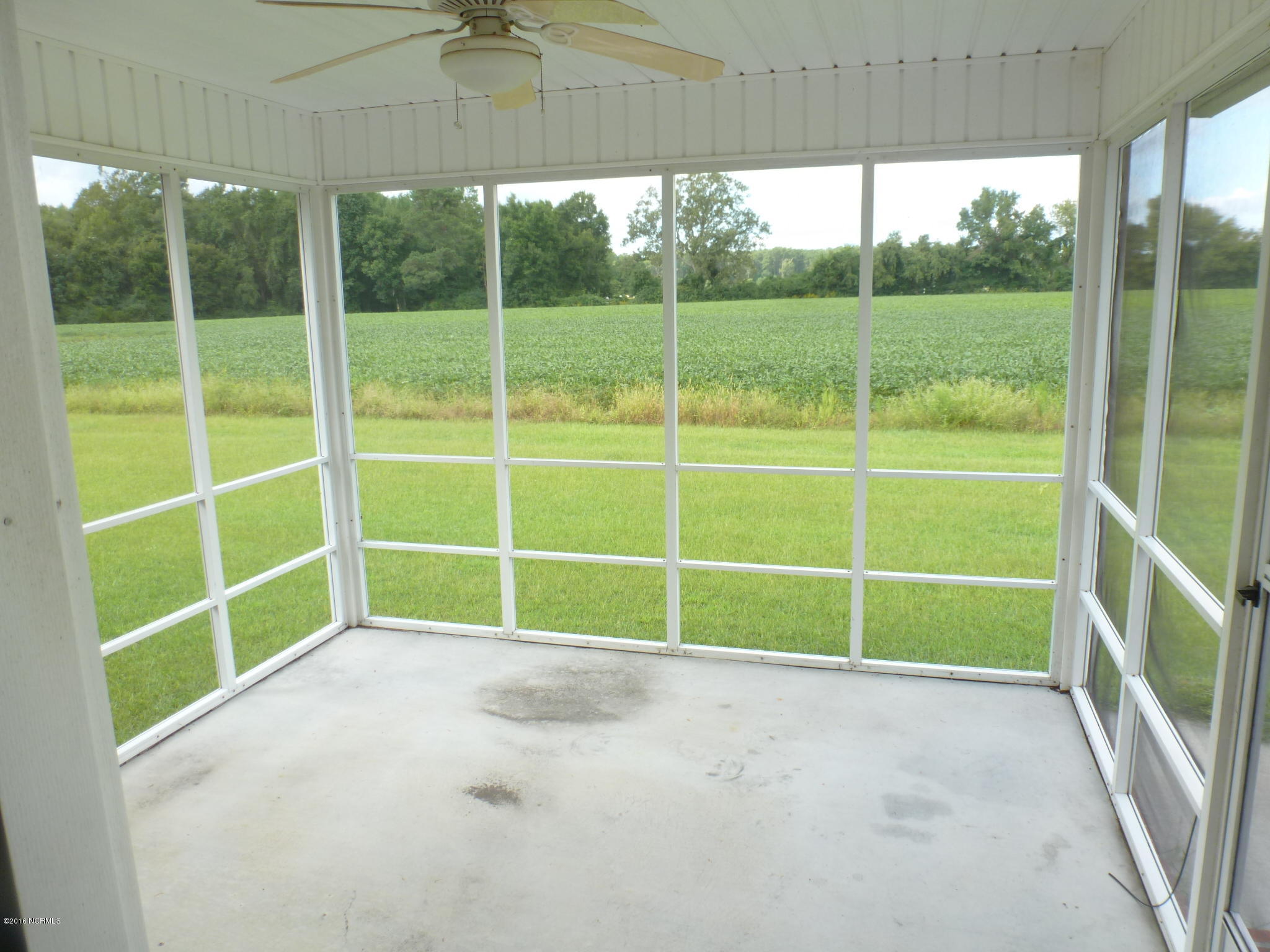 302 Conner Grant Road New Bern, NC 28562 - Photo 23 of 36 12x12'