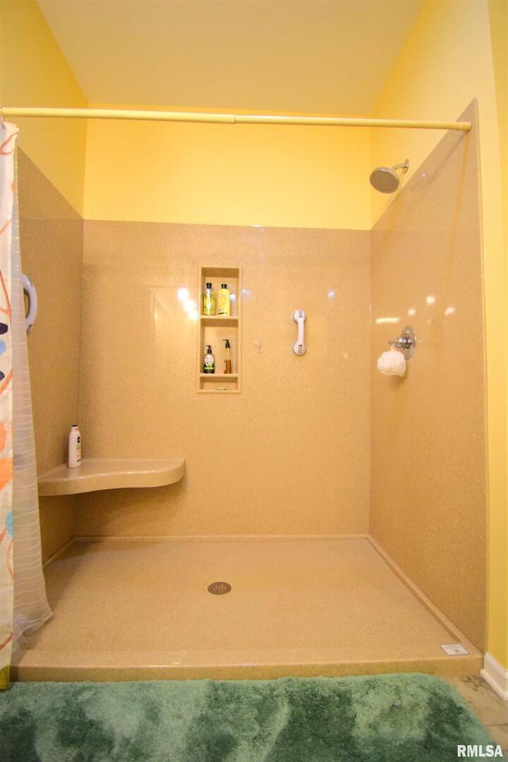 18562 East Hill Street Mount Vernon, IL 62864 - Photo 21 of 33