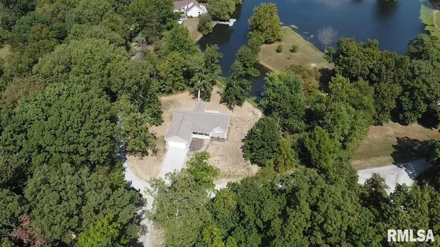 $349,000 | 18562 East Hill Street, Mount Vernon, IL 62864