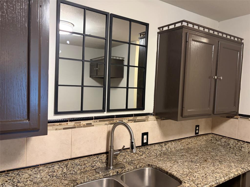 2025 Lyle Avenue Waco, TX 76708 - Photo 6 of 35 Gallery Image 6