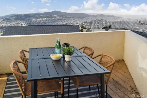 $1,995,000 | 221 Cresta Vista Drive, San Francisco, CA 94127