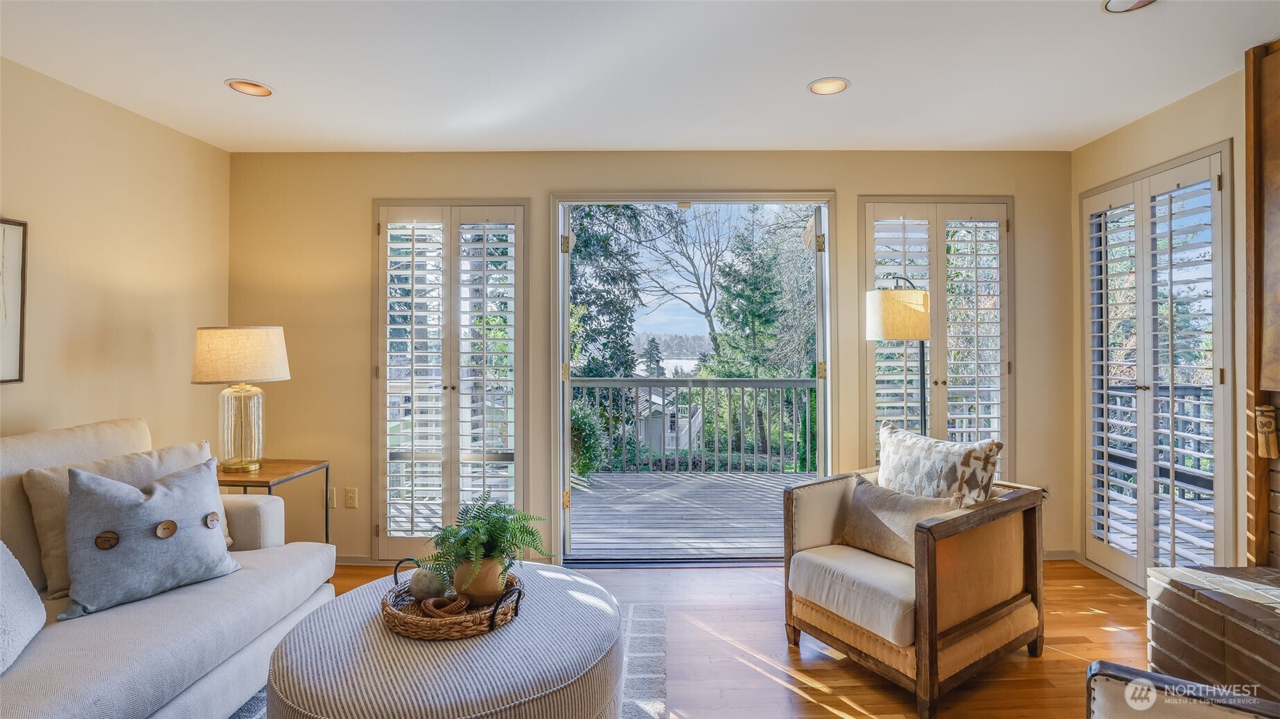 7243 West Ridge Road Mercer Island, WA 98040 - Photo 13 of 40 Gallery Image 13