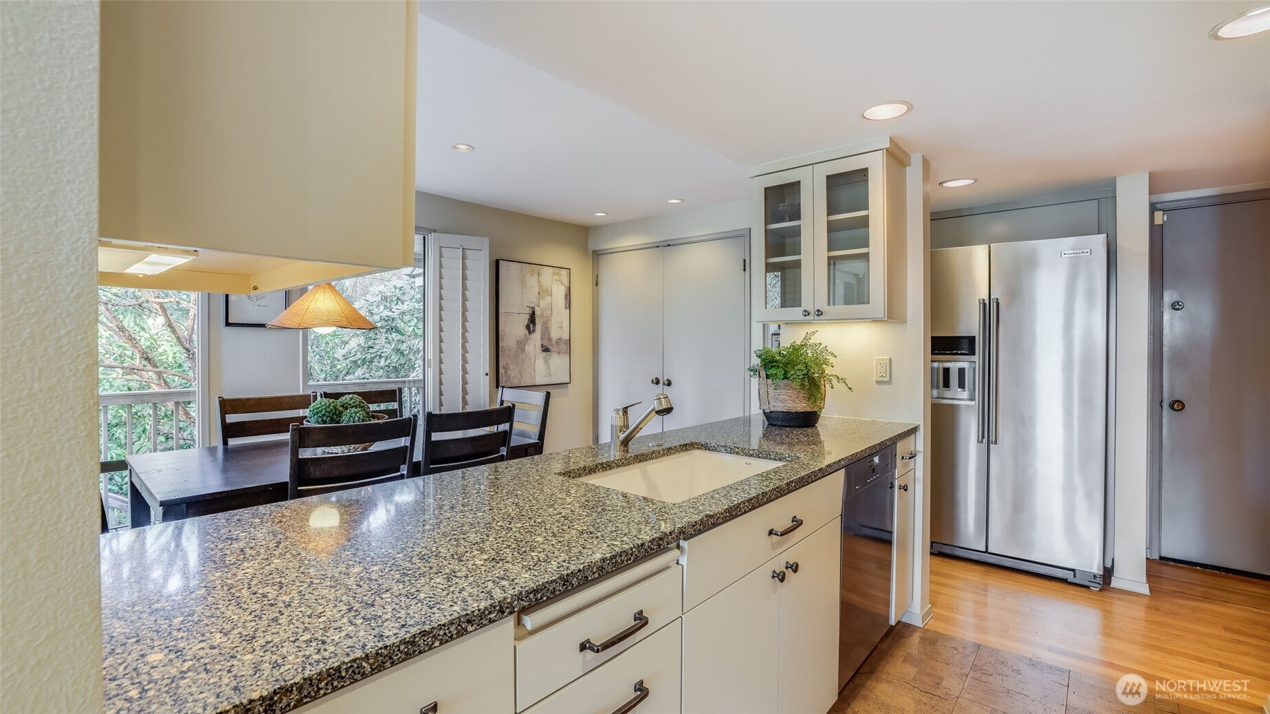 7243 West Ridge Road Mercer Island, WA 98040 - Photo 15 of 40 Gallery Image 15
