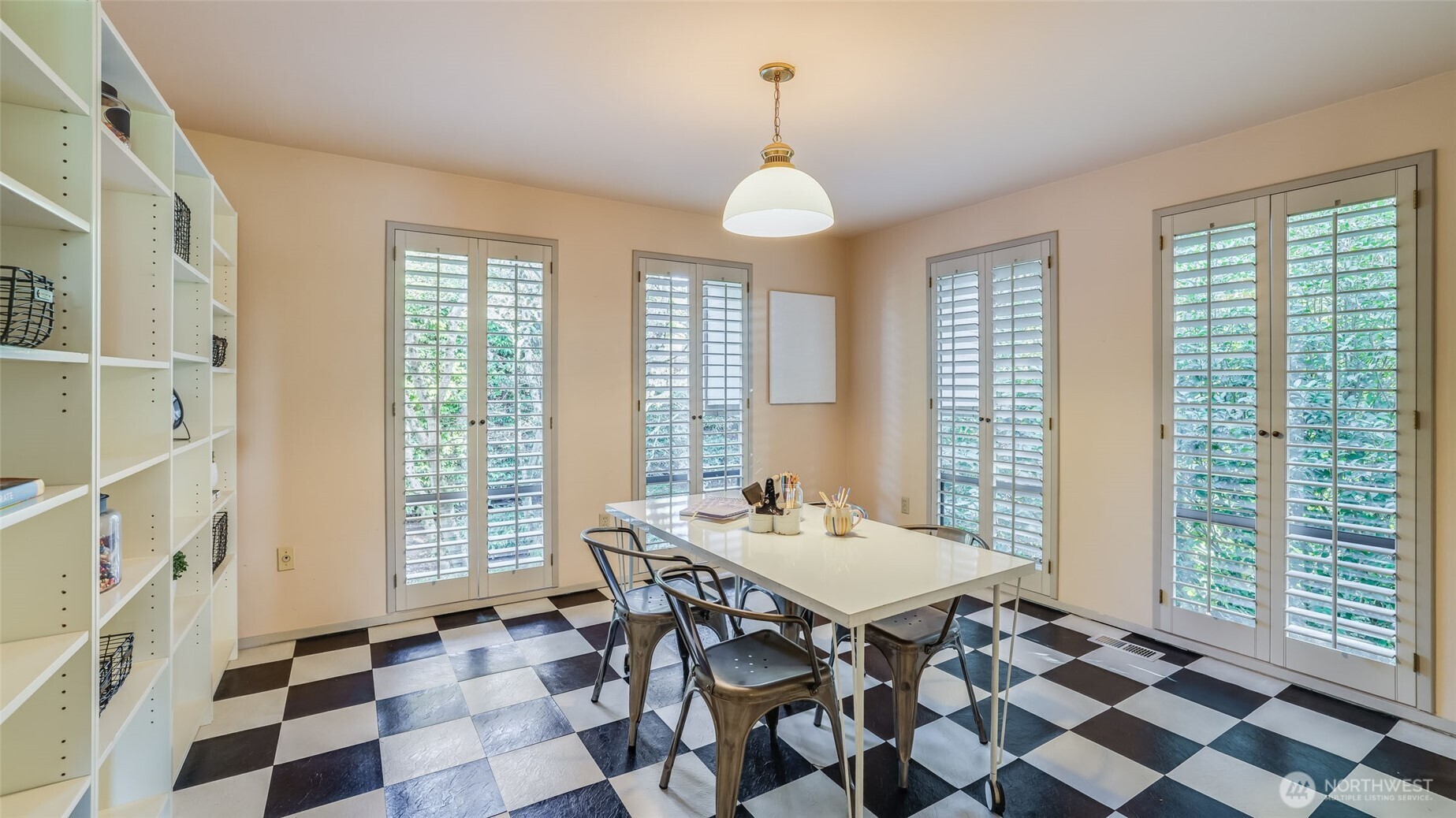 7243 West Ridge Road Mercer Island, WA 98040 - Photo 21 of 40 Gallery Image 21