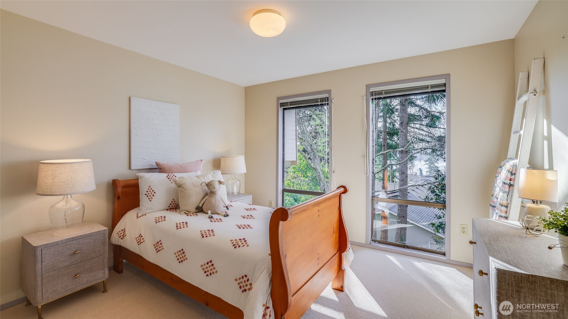 7243 West Ridge Road Mercer Island, WA 98040 - Photo 23 of 40 Gallery Image 23
