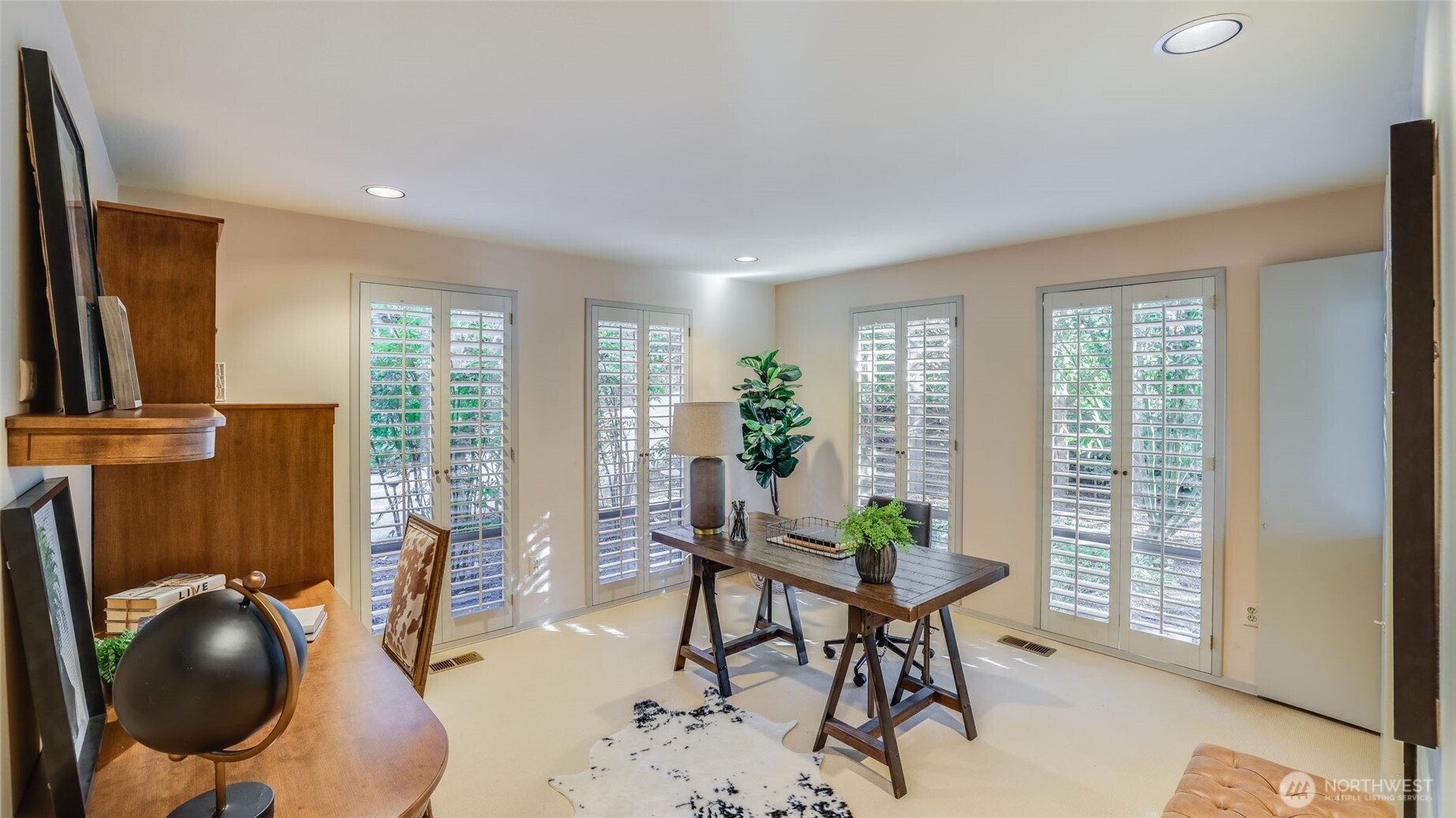 7243 West Ridge Road Mercer Island, WA 98040 - Photo 7 of 40 Gallery Image 7
