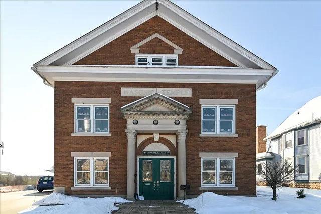 $459,000 | 422 West Madison Street, Waterloo, WI 53594