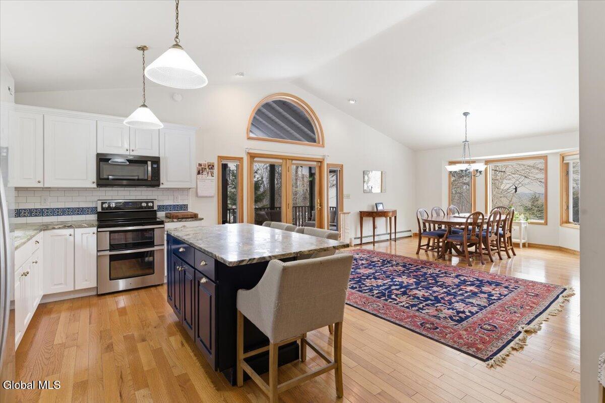 174 Parkhurst Road Wilton, NY 12831 - Photo 10 of 39 27-FJD_9129