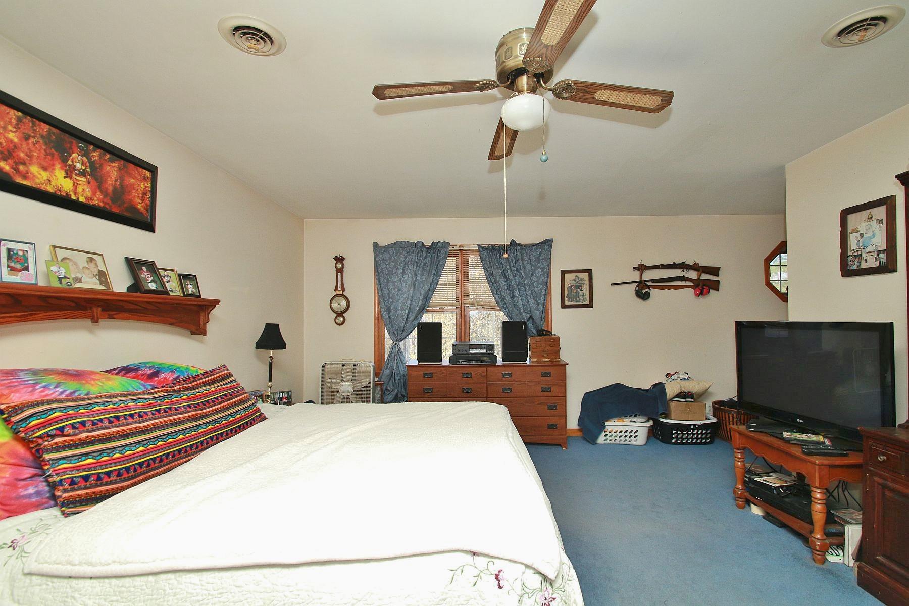 2180 Carters Mill Road Huddleston, VA 24104 - Photo 26 of 48 IMG_5133