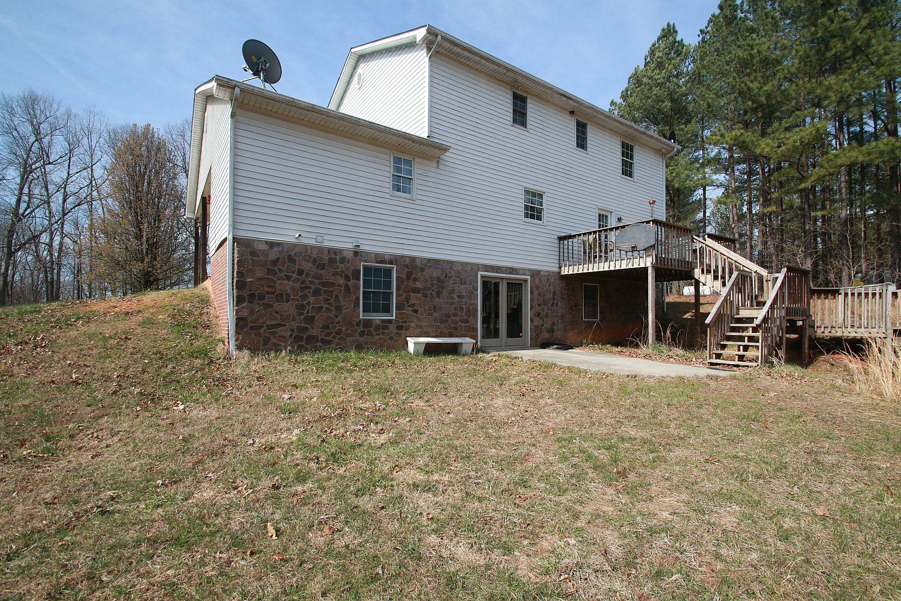 2180 Carters Mill Road Huddleston, VA 24104 - Photo 41 of 48 IMG_5159
