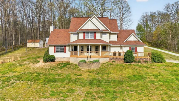 $369,999 | 692 North Parker Lane, Bloomfield, IN 47424