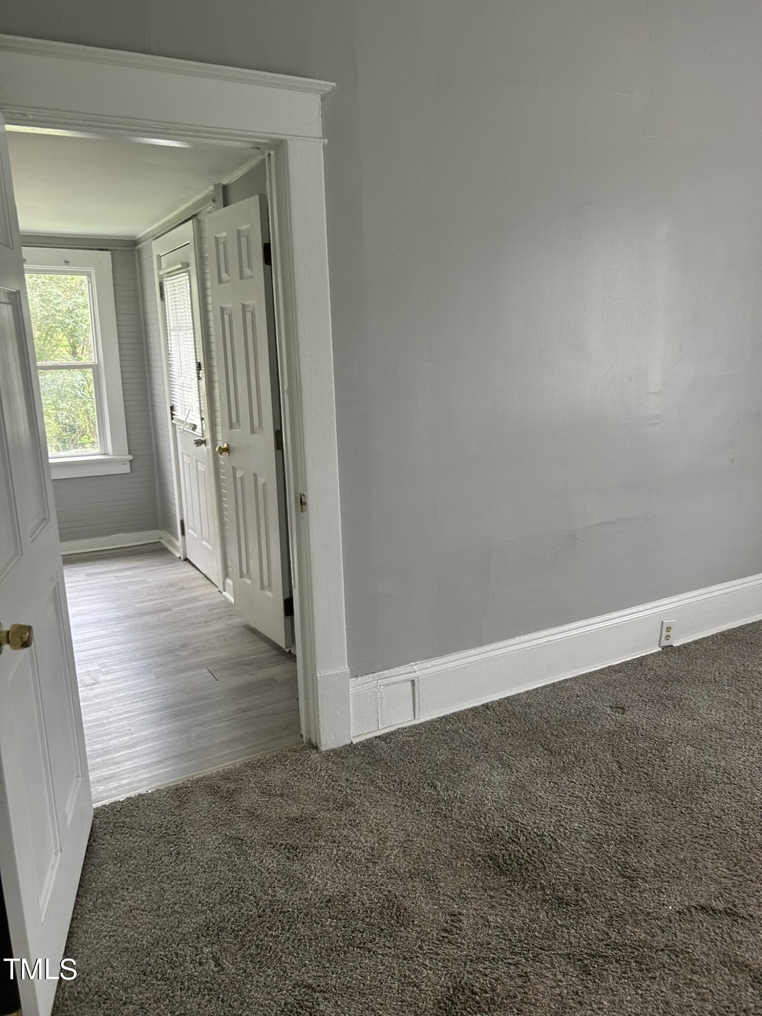 1410 East Jones Street Raleigh, NC 27610 - Photo 11 of 14 IMG_3325