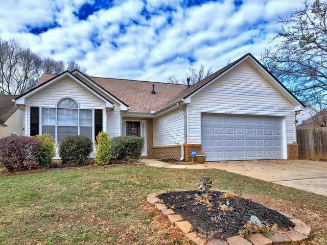 $250,000 | 1330 Lafayette Square, McDonough, GA 30252
